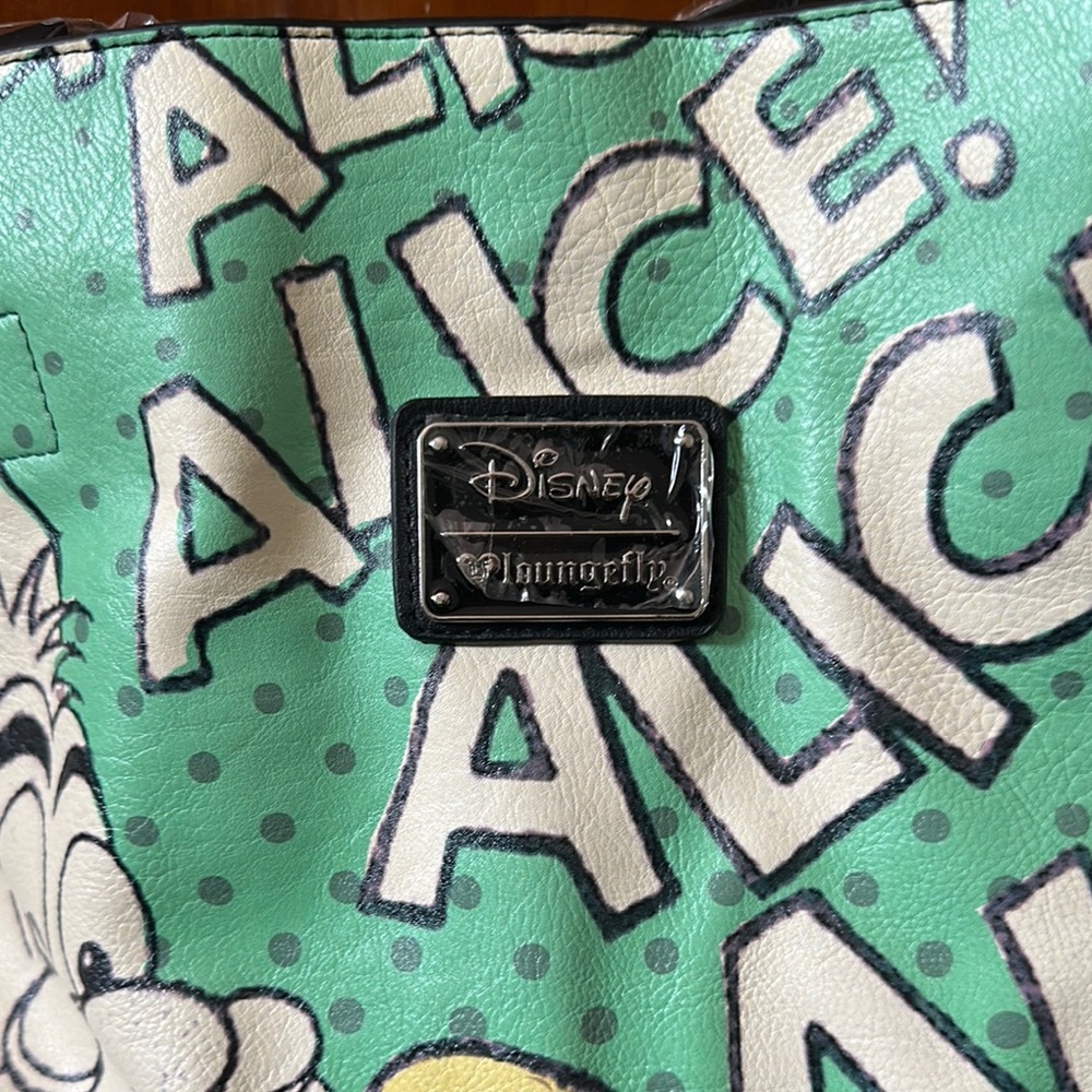 Lounge fly Disney Alice in Wonderland Tote Bag - Picture 2 of 8